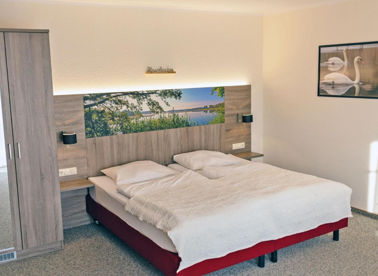 Hotel Zur Sonne Waren  Esterno foto